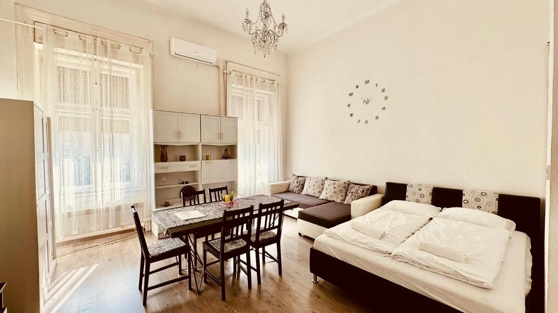 Oktogon Central Spacious Ac Balcony Будапешт Апартаменты